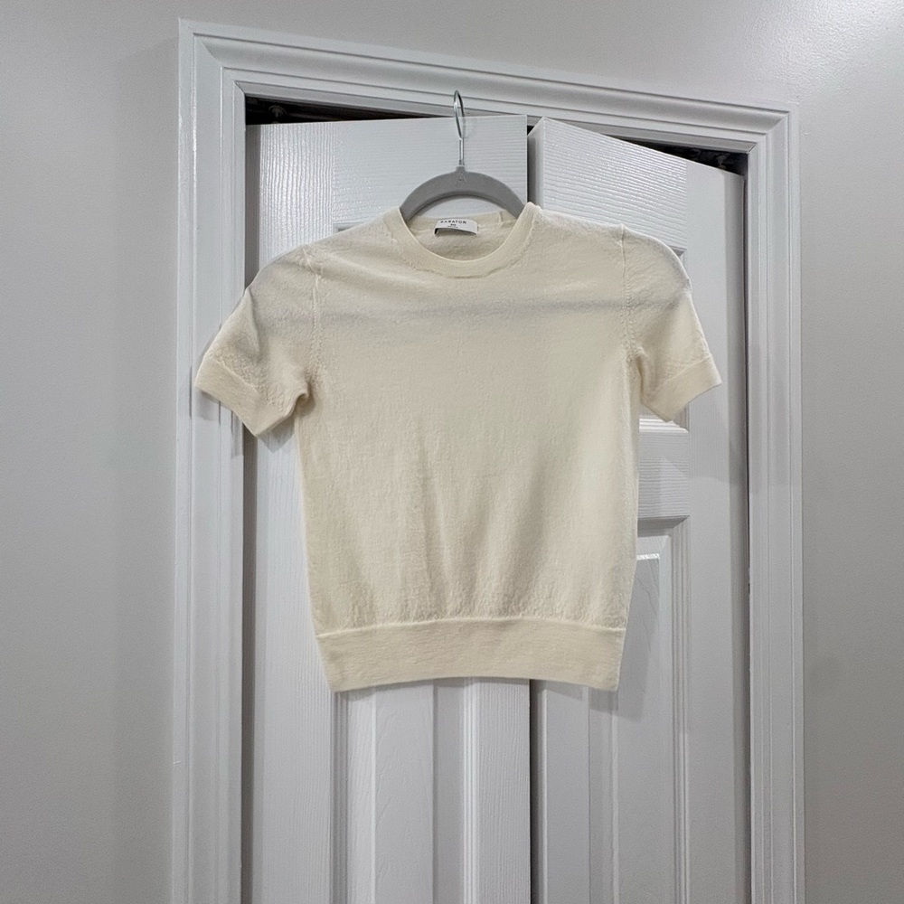 Babaton Cream Short Sleeve Tee